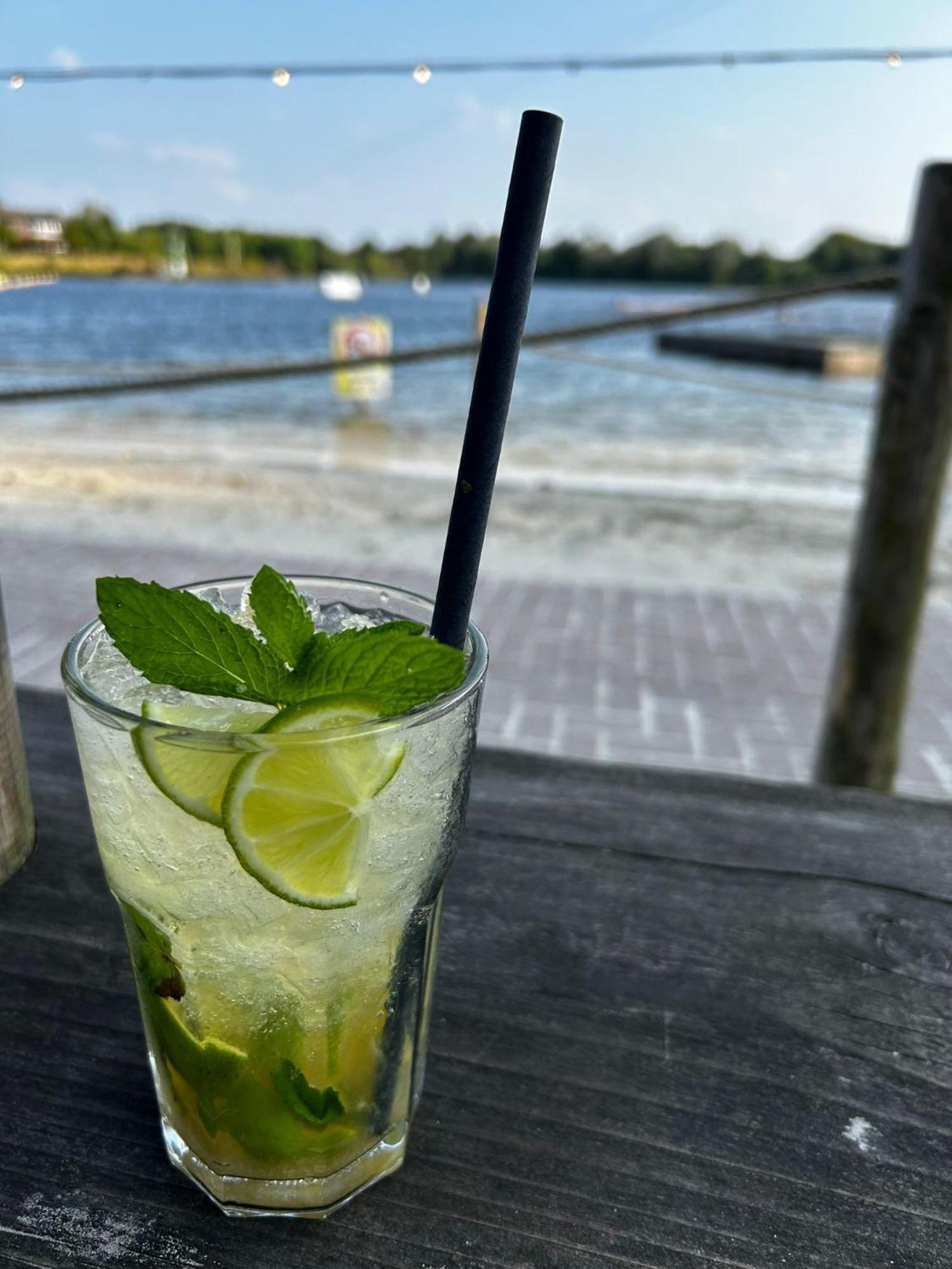 Ferienhaus Ella Am See Aurich Eksteriør bilde